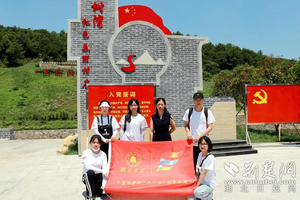 《红楼梦》中王熙凤怎么死的？为何死时衣不遮体？