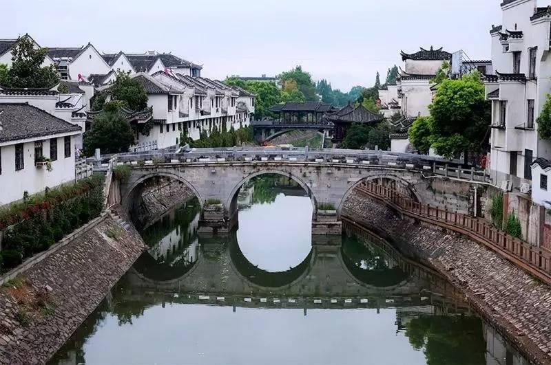 职场上如何和人搞好关系？游戏画面